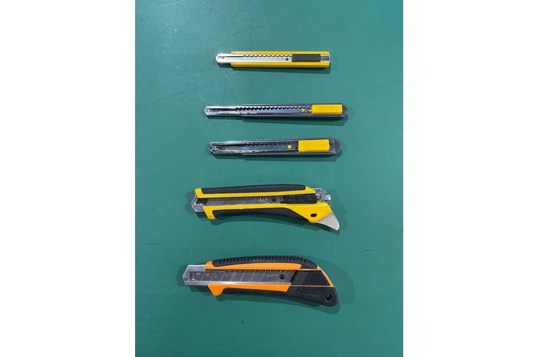 Someday I Ll Be Cutting Edge 張替本舗 金沢屋 府中店 襖 ふすま 障子 畳 網戸の張り替え 新調